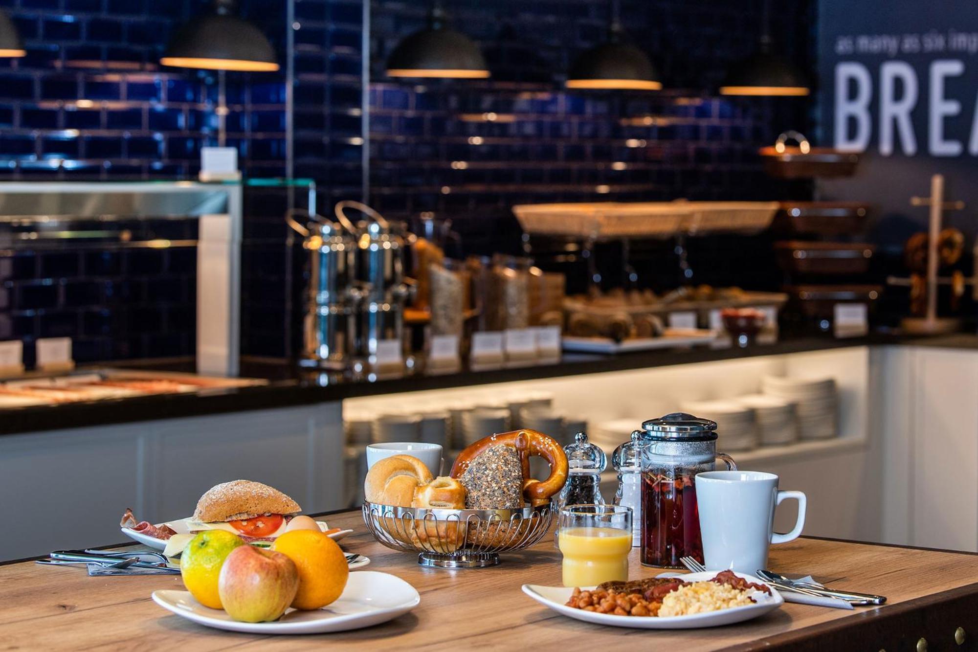 Premier Inn Hamburg City Zentrum 외부 사진