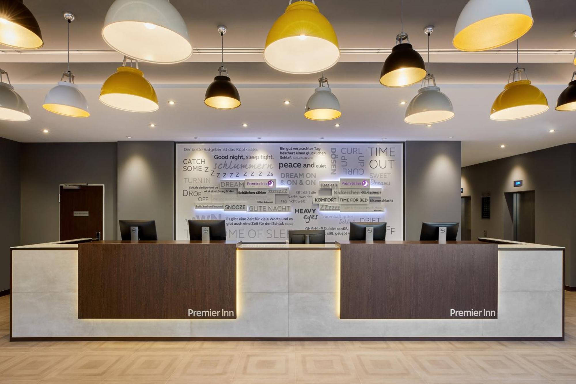 Premier Inn Hamburg City Zentrum 외부 사진